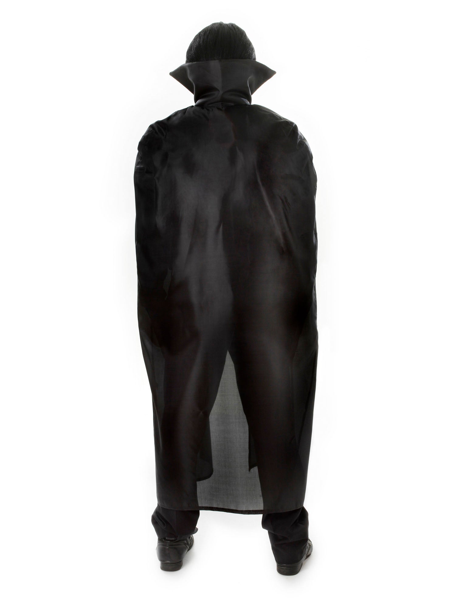 Schwarzer Dracula-Umhang